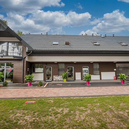 Apartamenty Camping Morski Леба Екстериор снимка