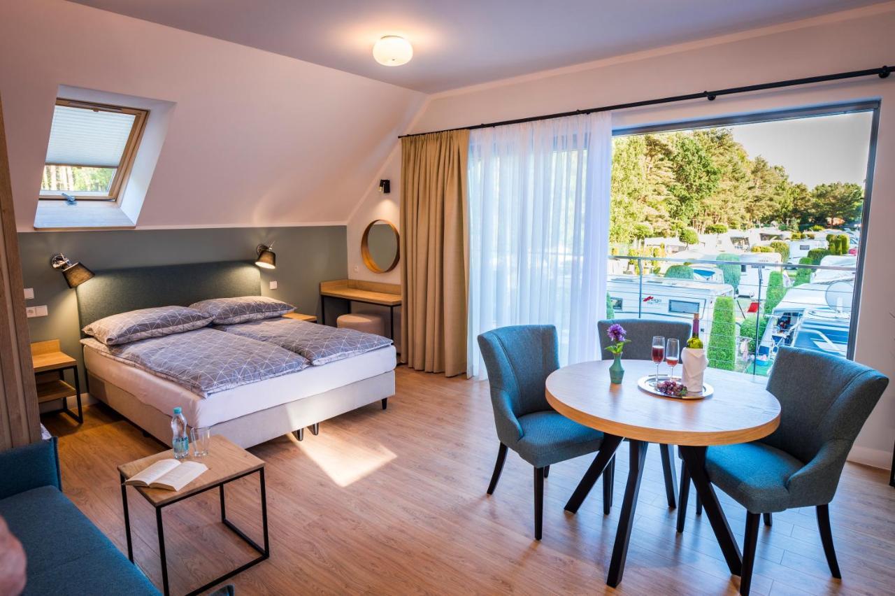 Apartamenty Camping Morski Леба Екстериор снимка